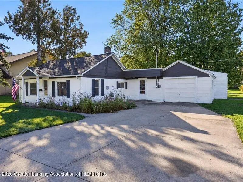 409 Giles Street, Saint Johns, MI 48879 - #1