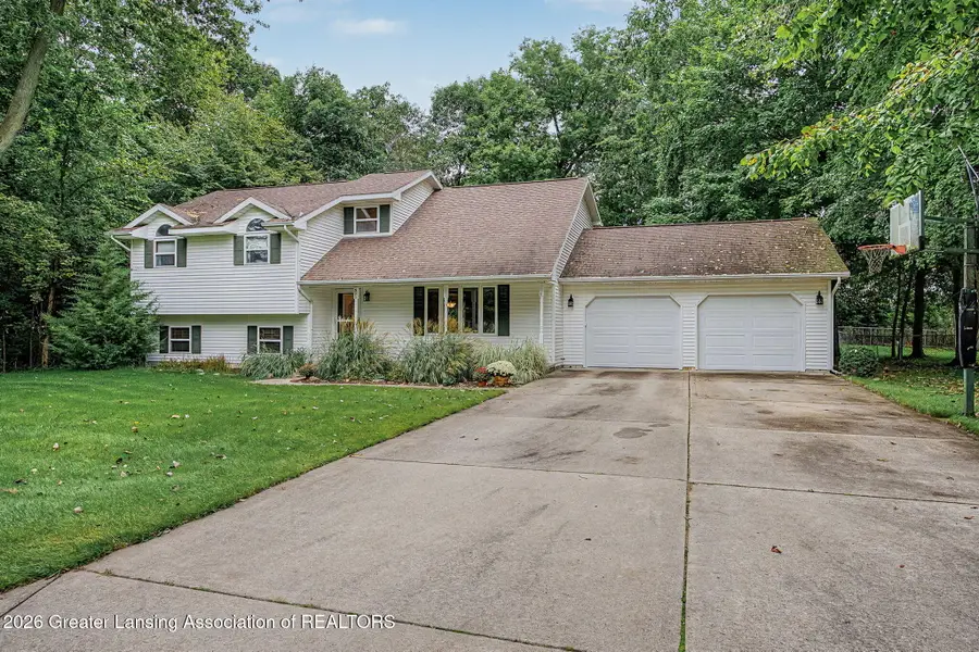 300 N Donegal Street, Eaton Rapids, MI 48827 - #3