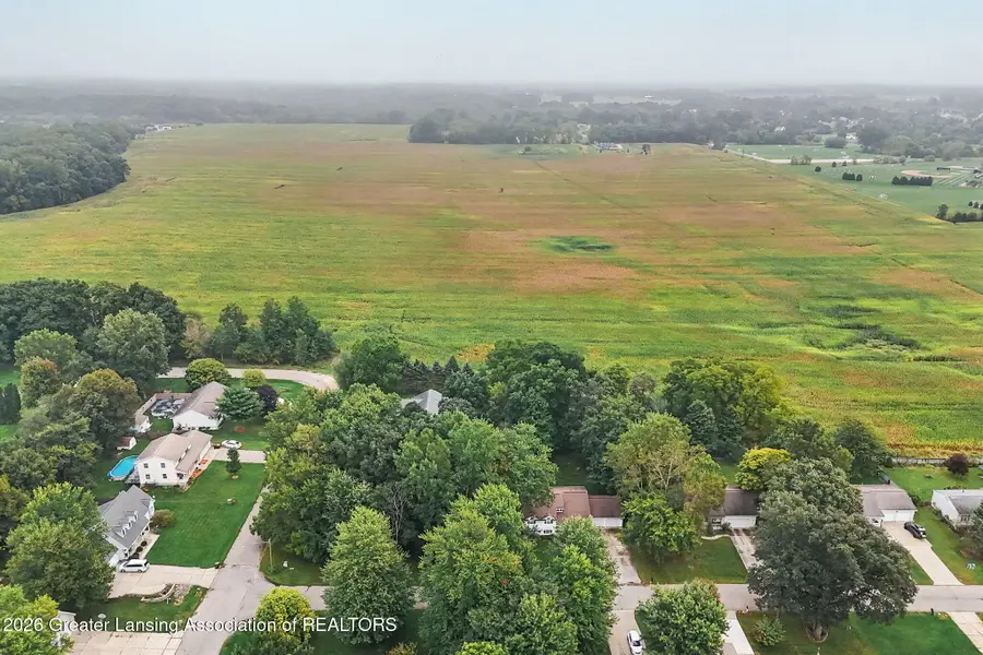 302 N Donegal Street, Eaton Rapids, MI 48827 - #3