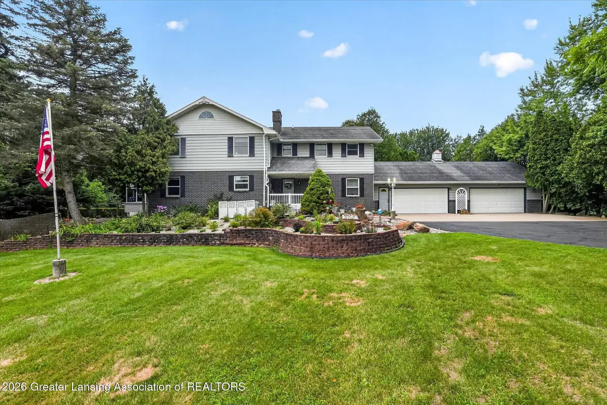 1541-1543 N Michigan Road, Eaton Rapids, MI 48827 - #1