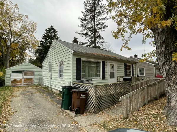3906 Homewood Avenue, Lansing, MI 48910