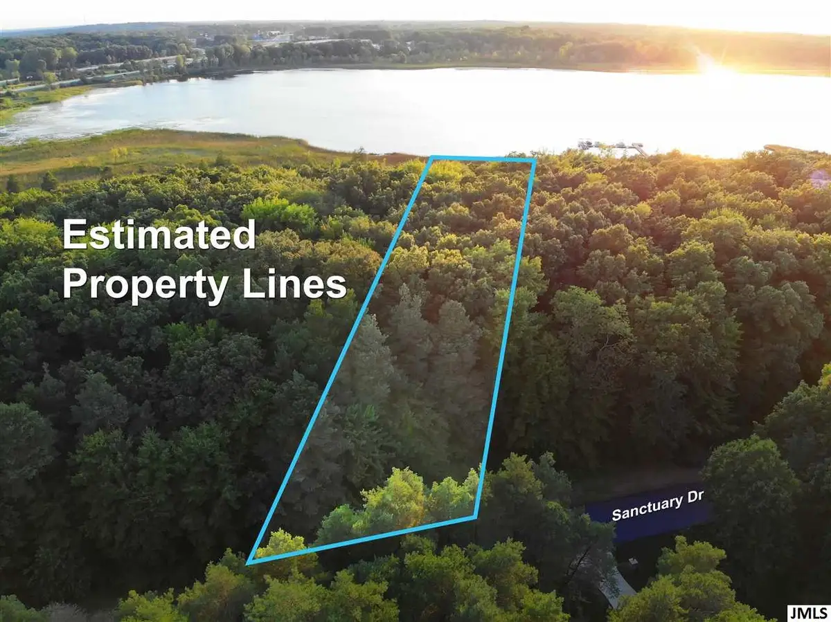 7040 Sanctuary Dr, Jackson, MI 49201 - Image #1