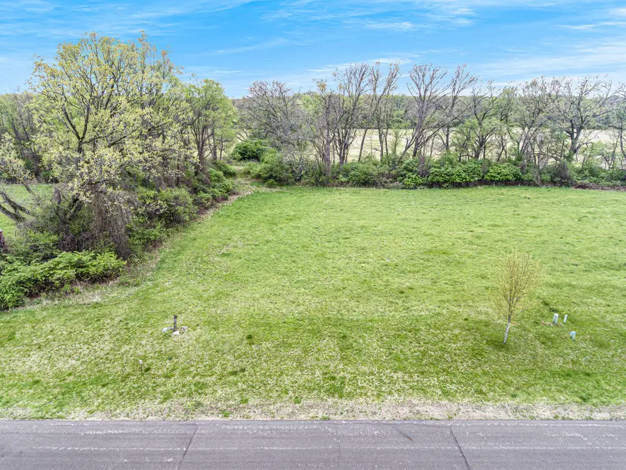 4700 Nantucket Dr. #Unit 14, Jackson, MI 49201 - Image #3