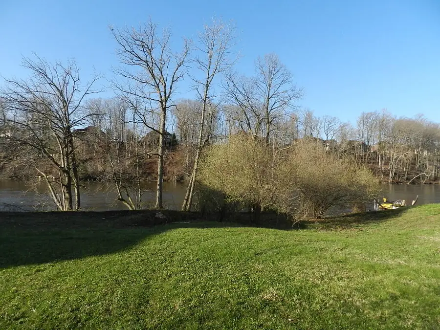 590 Swan River Drive, Benton Harbor, MI 49022 - Image #2