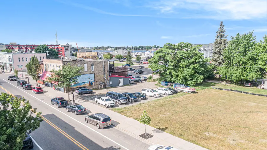 302 S James Street, Ludington, MI 49431 - Image #3