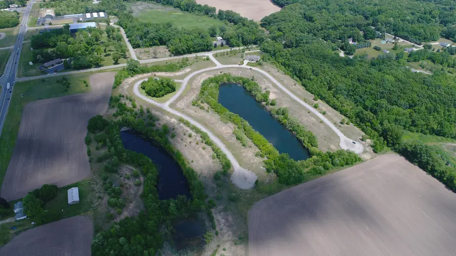 38 Tiffany Drive, Edwardsburg, MI 49112 - Image #2