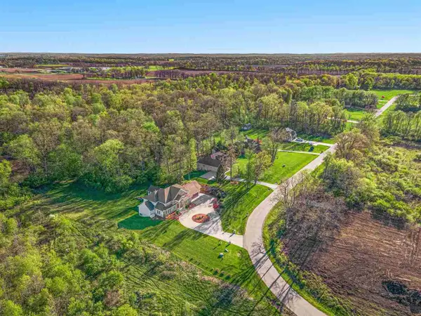 V/L Ikram Oaks #24, Jackson, MI 49201