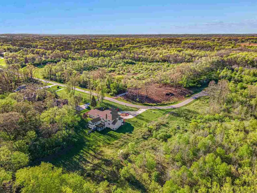 5010 Ikram Oaks #3, Jackson, MI 49201 - Image #3