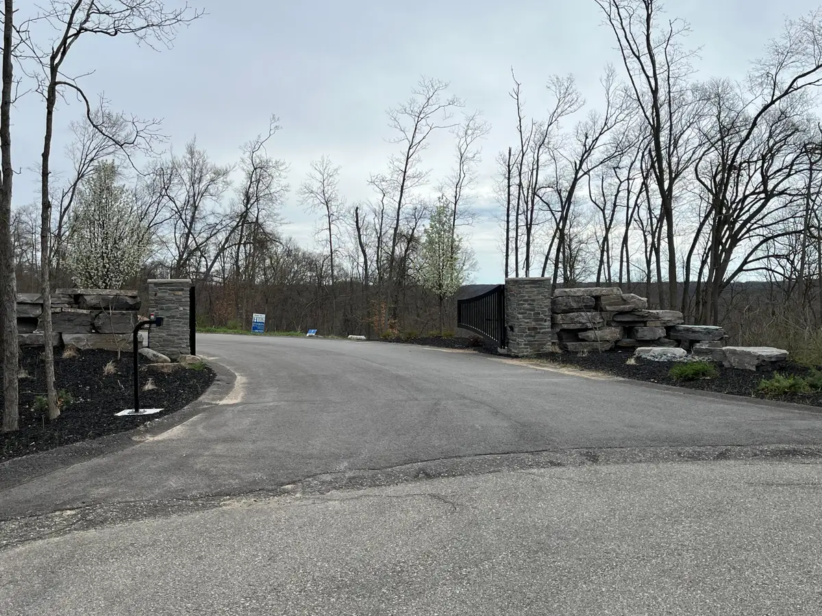 12845 Triple Oak Drive Ne #14, Lowell, MI 49331 - Image #1