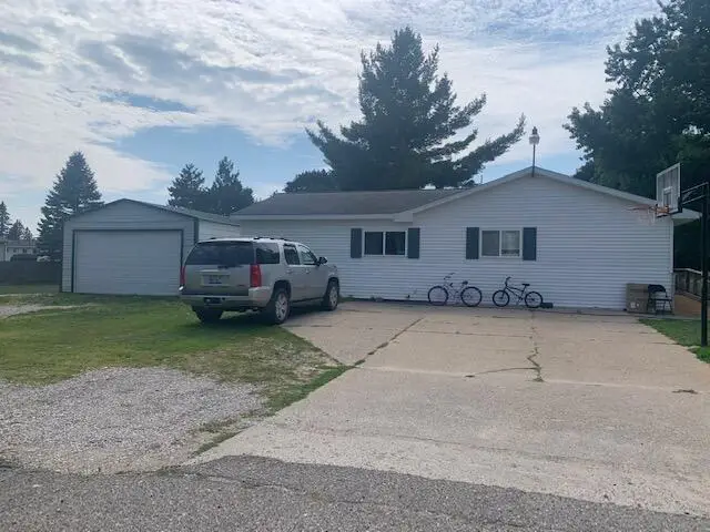 20461 Spruce Road, Big Rapids, MI 49307 - Image #2