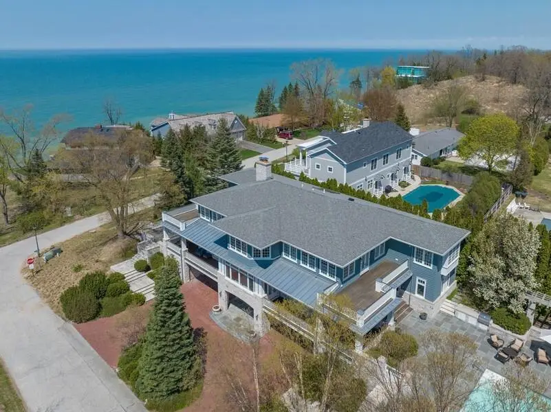 49106 Sun Valley Falls Boulevard, New Buffalo, MI 49117 - Image #2