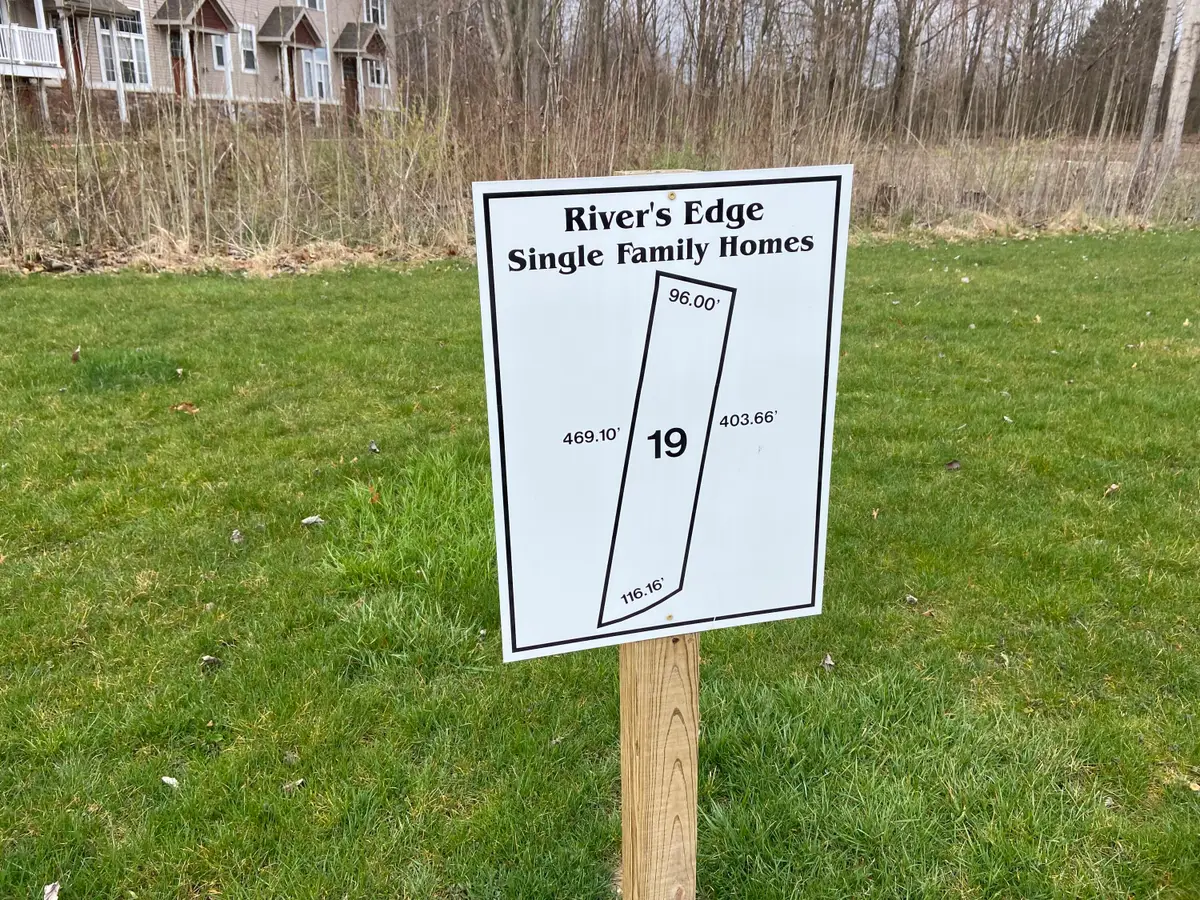 3400 Rivers Edge Drive, Saint Joseph, MI 49085 - Image #1