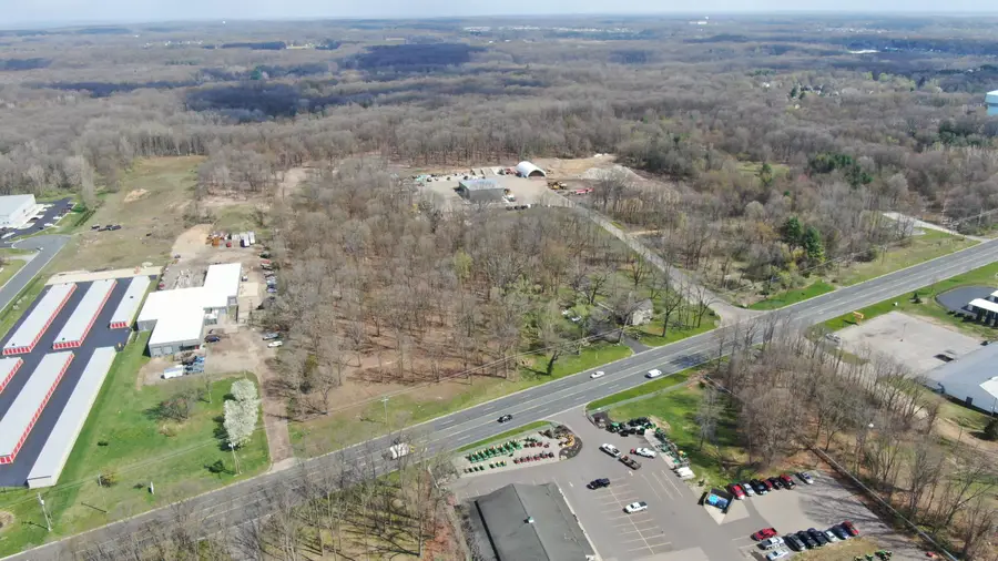 7574 Stadium Drive, Kalamazoo, MI 49009 - Image #2