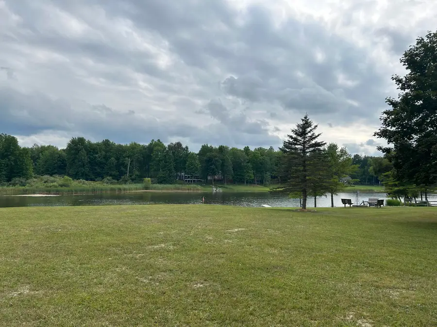 9523 Fawn Ridge Road, Canadian Lakes, MI 49346 - Image #3
