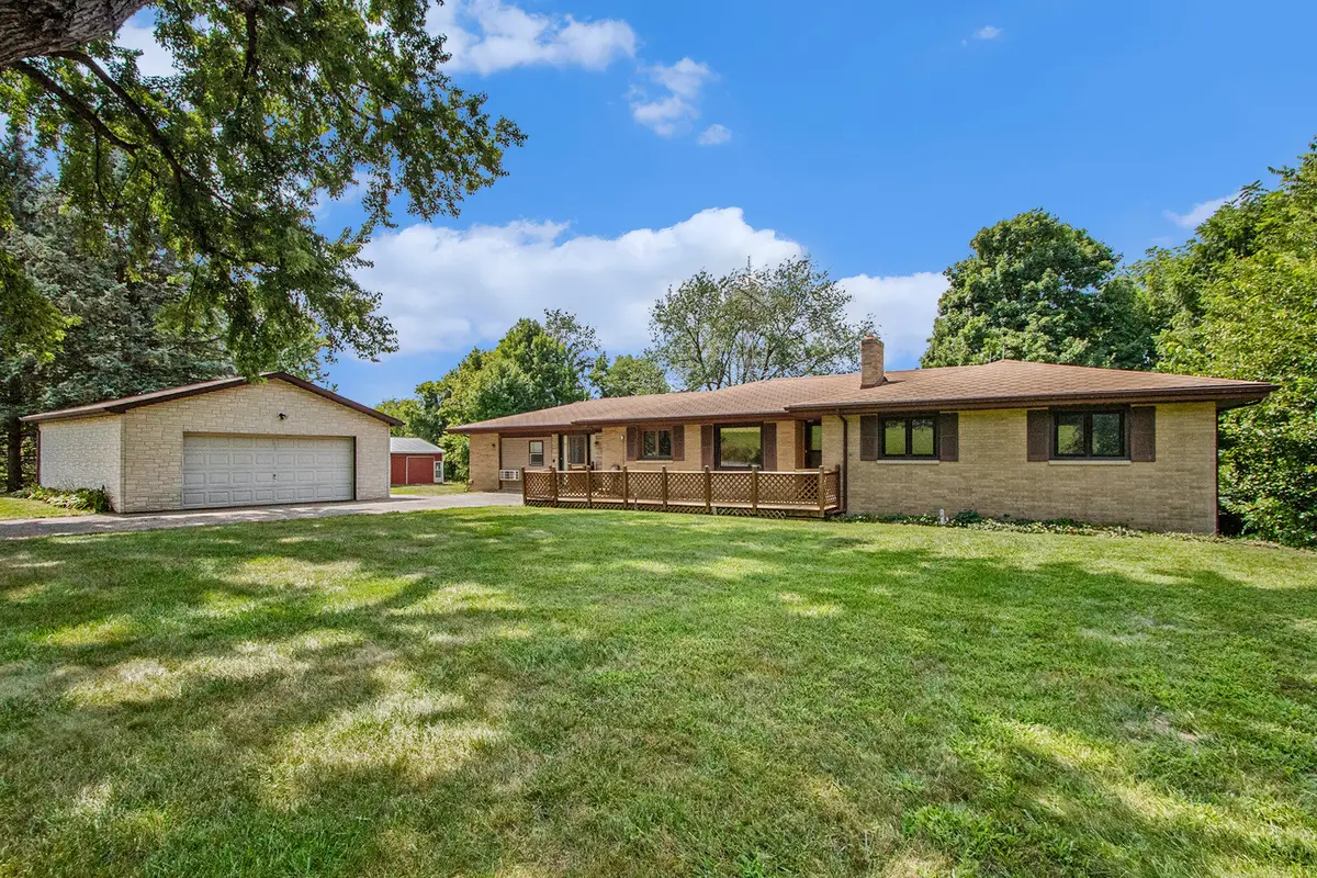 8740 Gray Road, Baroda, MI 49101 - Image #1