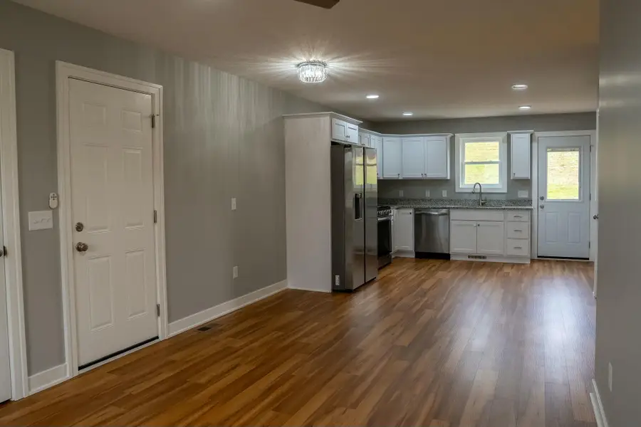 250 Willowside, Shelby, MI 49455 - Image #3