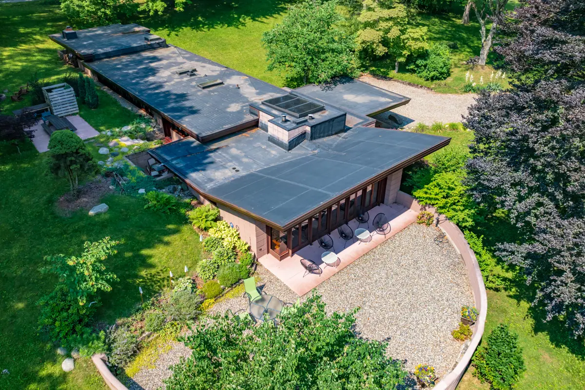 11090 Hawthorne Drive, Galesburg, MI 49053 - Image #1