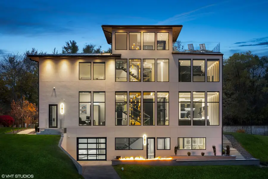 639 Sul Lago, Benton Harbor, MI 49022 - Image #2