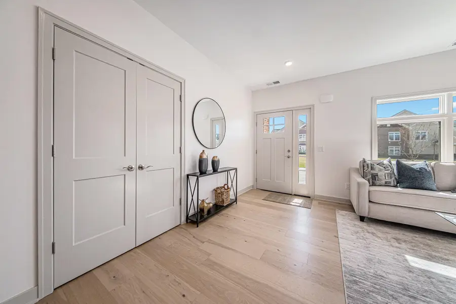 621 Woodland Drive, Dexter, MI 48130 - Image #2