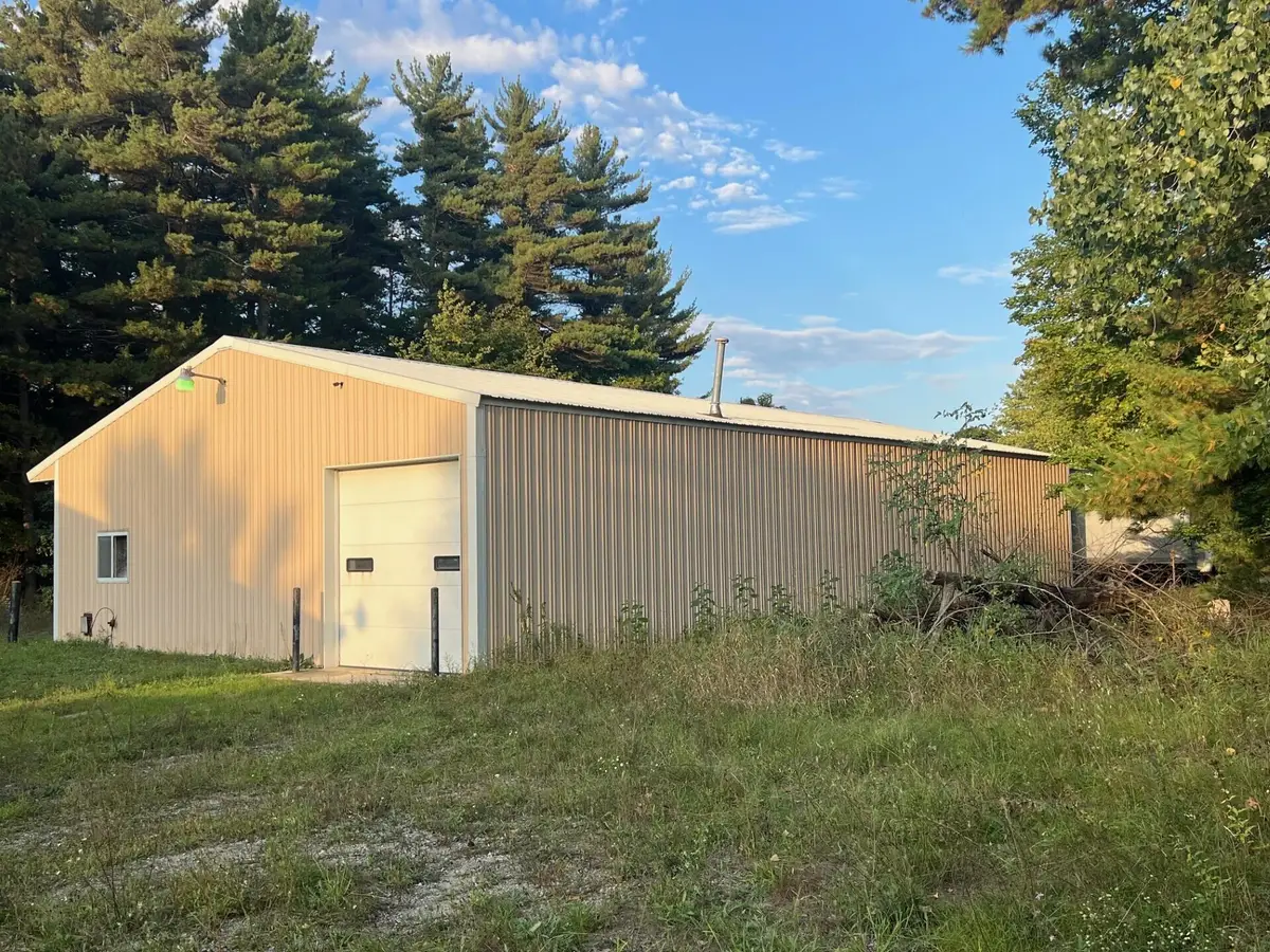 2025 E Sternberg Road, Muskegon, MI 49444 - Image #1