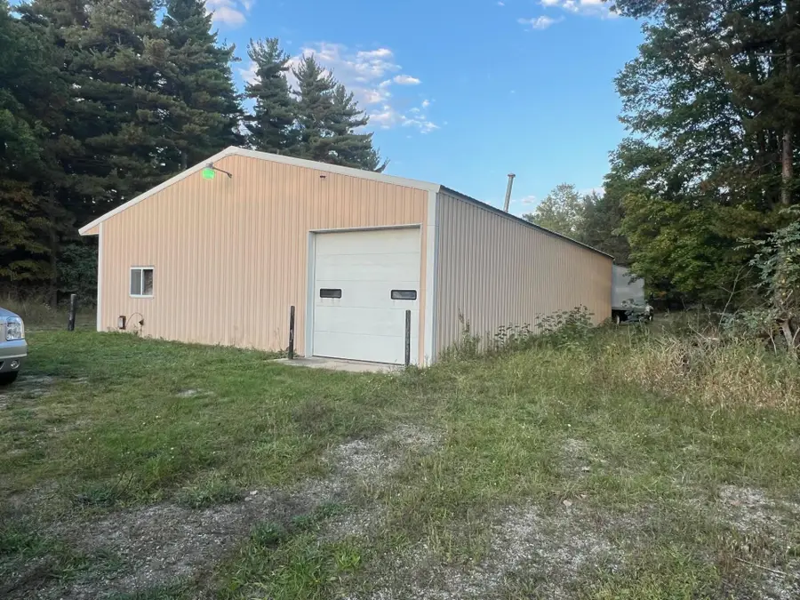 2025 E Sternberg Road, Muskegon, MI 49444 - Image #2
