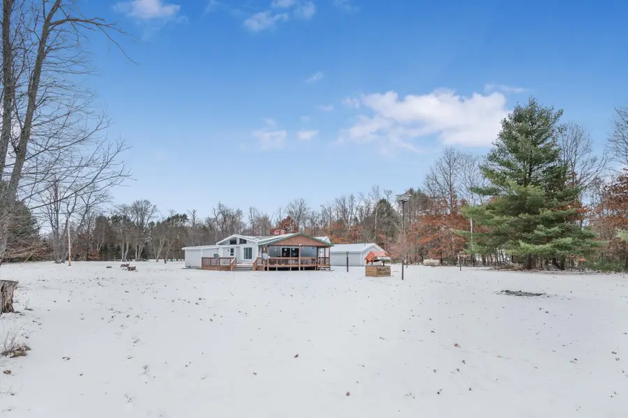 4207 Blue Vista Drive, Evart, MI 49631 - Image #3
