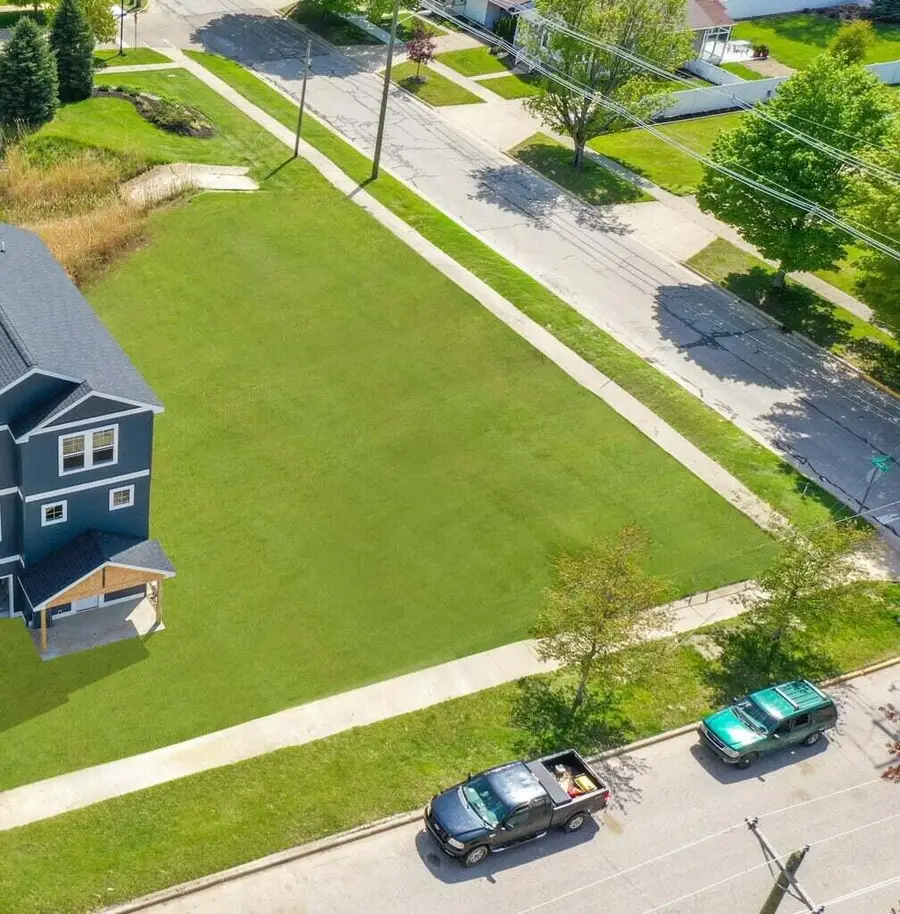 901 St Joseph Street #17, South Haven, MI 49090 - Image #2