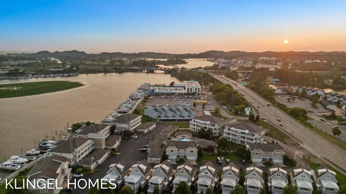 930 W Savidge Street #2, Muskegon, MI 49456 - Image #1