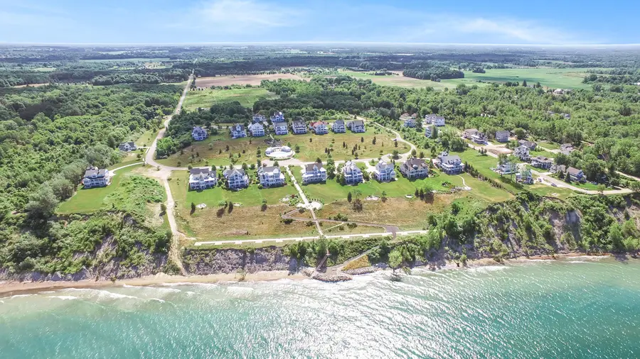 684 Waters Edge Drive #14, South Haven, MI 49090 - Image #3