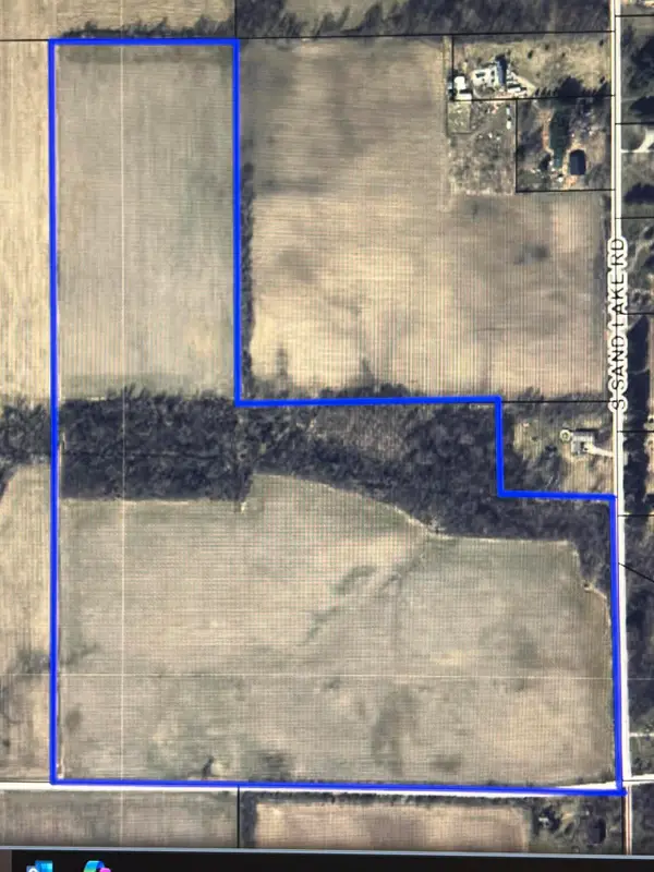 5160 Quackenbush Road, Reading, MI 49274