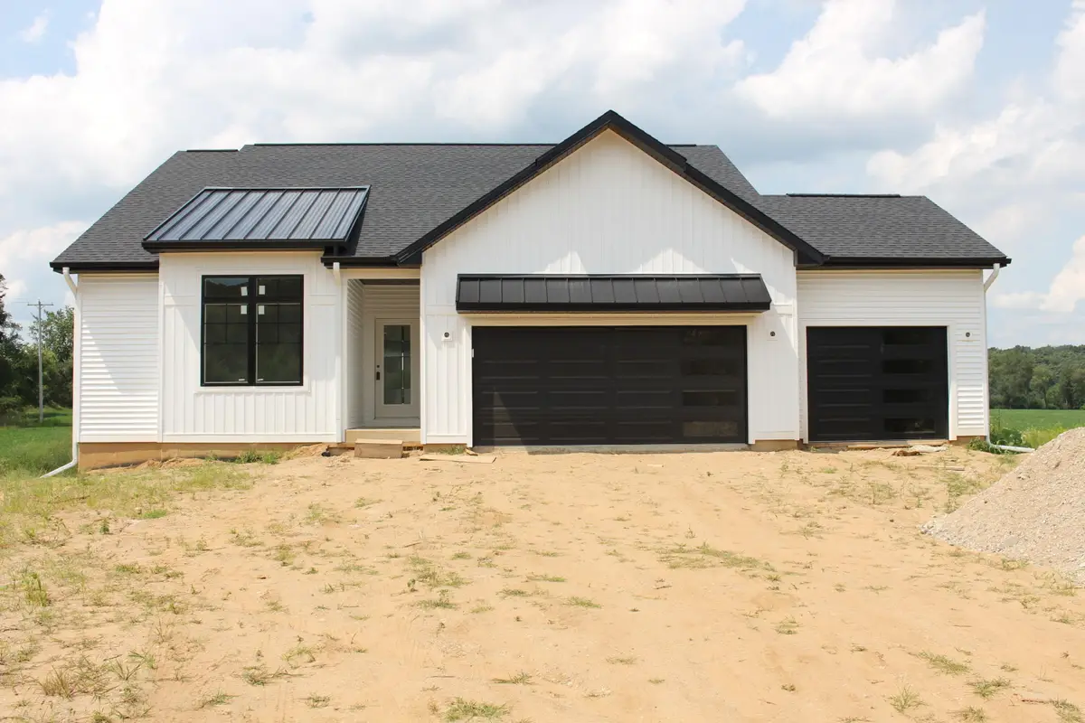 5695 Elmgrove Avenue, Richland, MI 49083 - Image #1