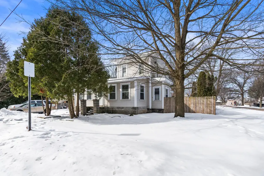 202 Vine Street, Gobles, MI 49055 - Image #2