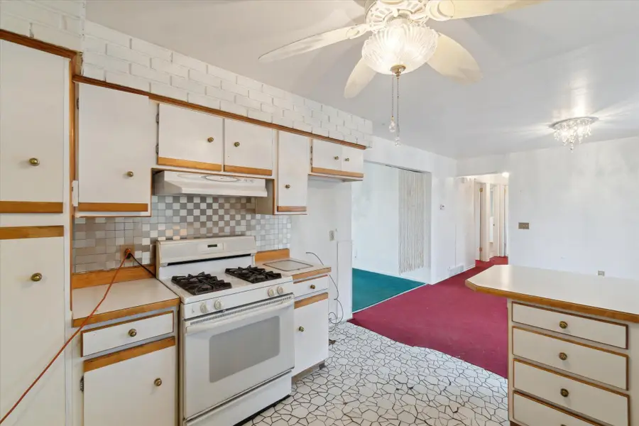 3172 Mysylvia Drive, Saginaw, MI 48601 - Image #2