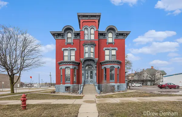 701 Center Avenue, Bay City, MI 48708