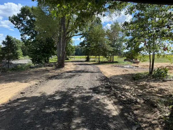 5555 128th Avenue, Fennville, MI 49408