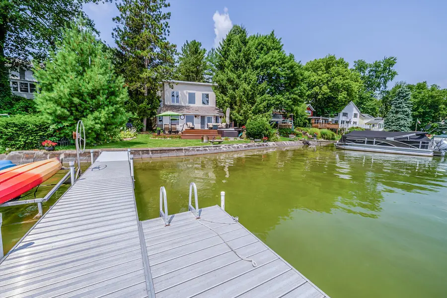 24199 N Shore Drive, Edwardsburg, MI 49112 - #2