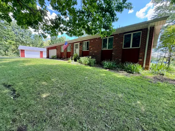 10976 Dewey Road, Munith, MI 49259