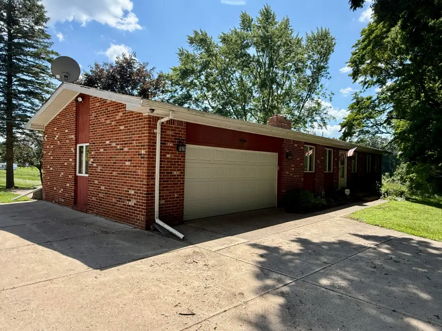 10976 Dewey Road, Munith, MI 49259 - Image #3