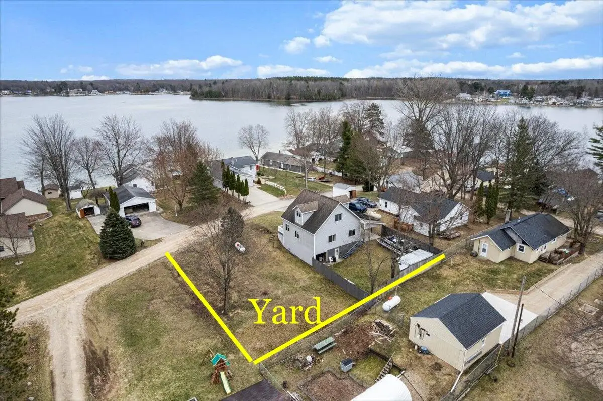 14319 Park Drive, Mecosta, MI 49332 - Image #1