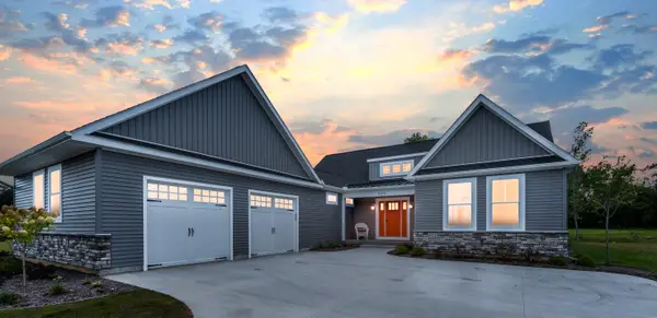 5210 Grande View Lane, Jackson, MI 49201