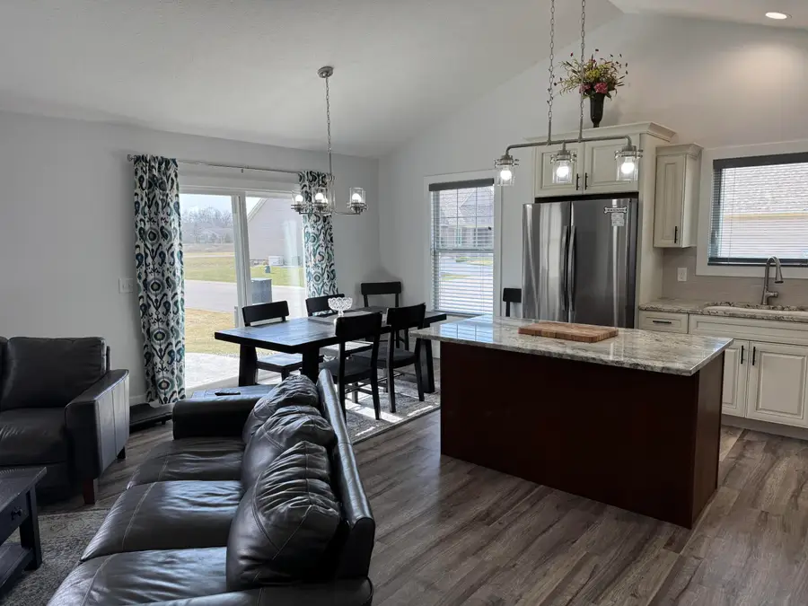 23589 Laurel Glen Avenue, Mattawan, MI 49071 - Image #3