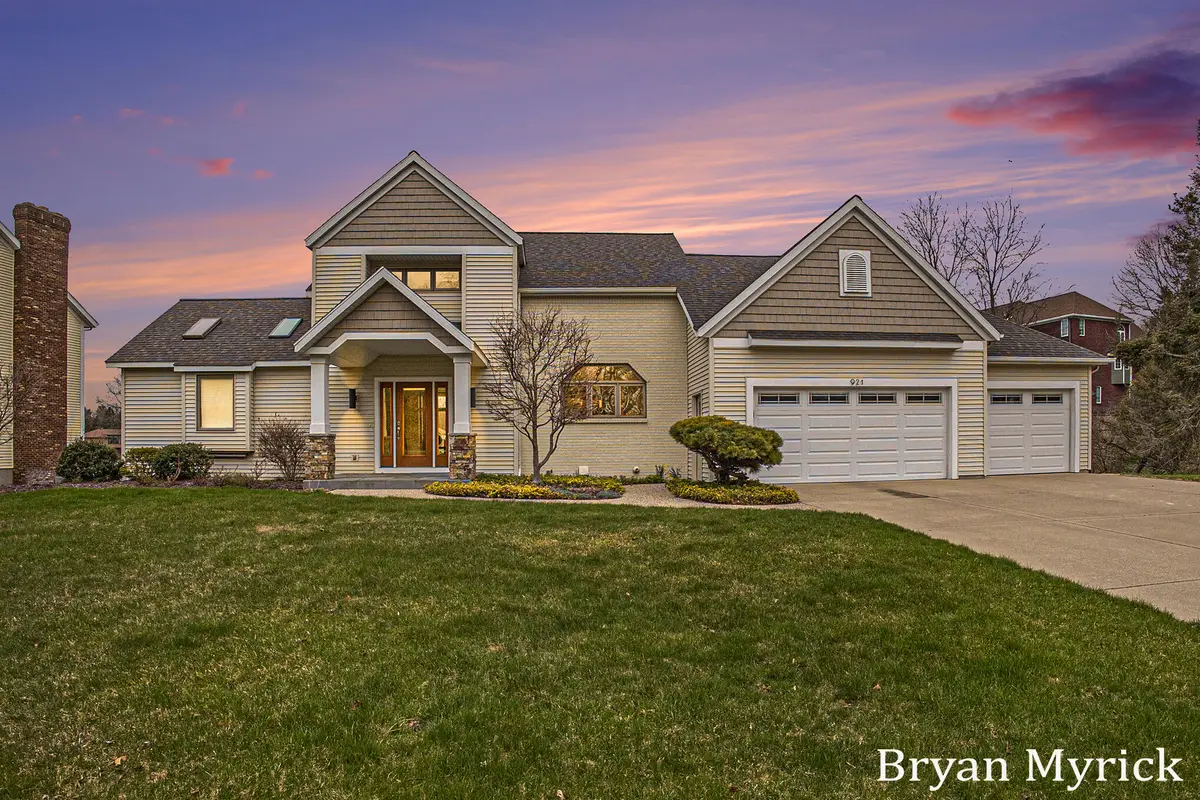 921 Meadow Ridge Drive, Holland, MI 49424 - Image #1