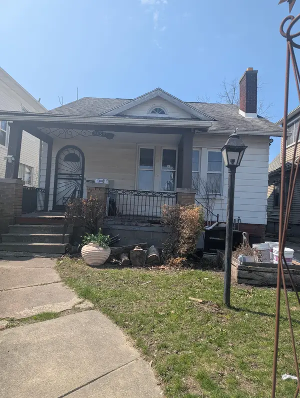 9539 Beechwood St Street, Detroit, MI 48204