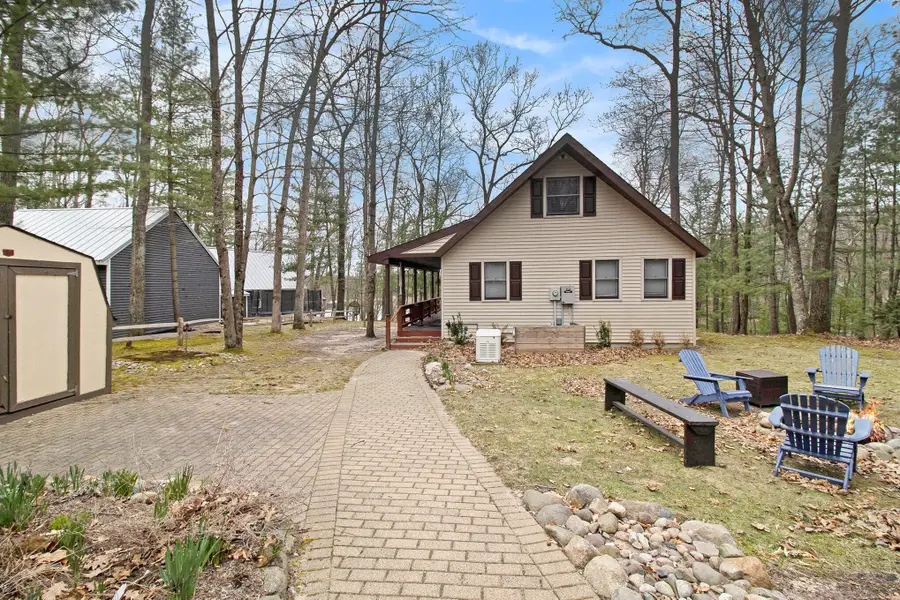 9284 S Oxeye Avenue, Baldwin, MI 49304 - Image #2