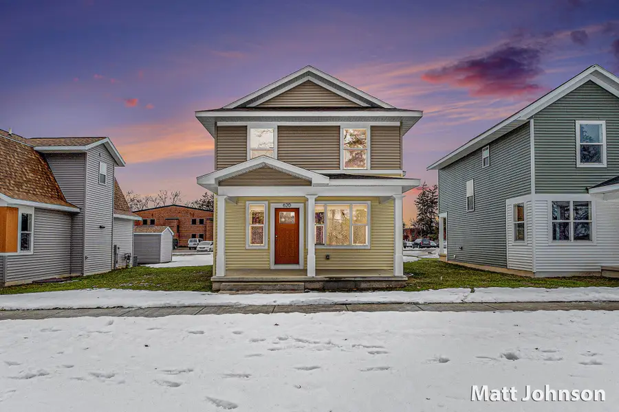 2058 Linden Avenue Se, Grand Rapids, MI 49507 - Image #2