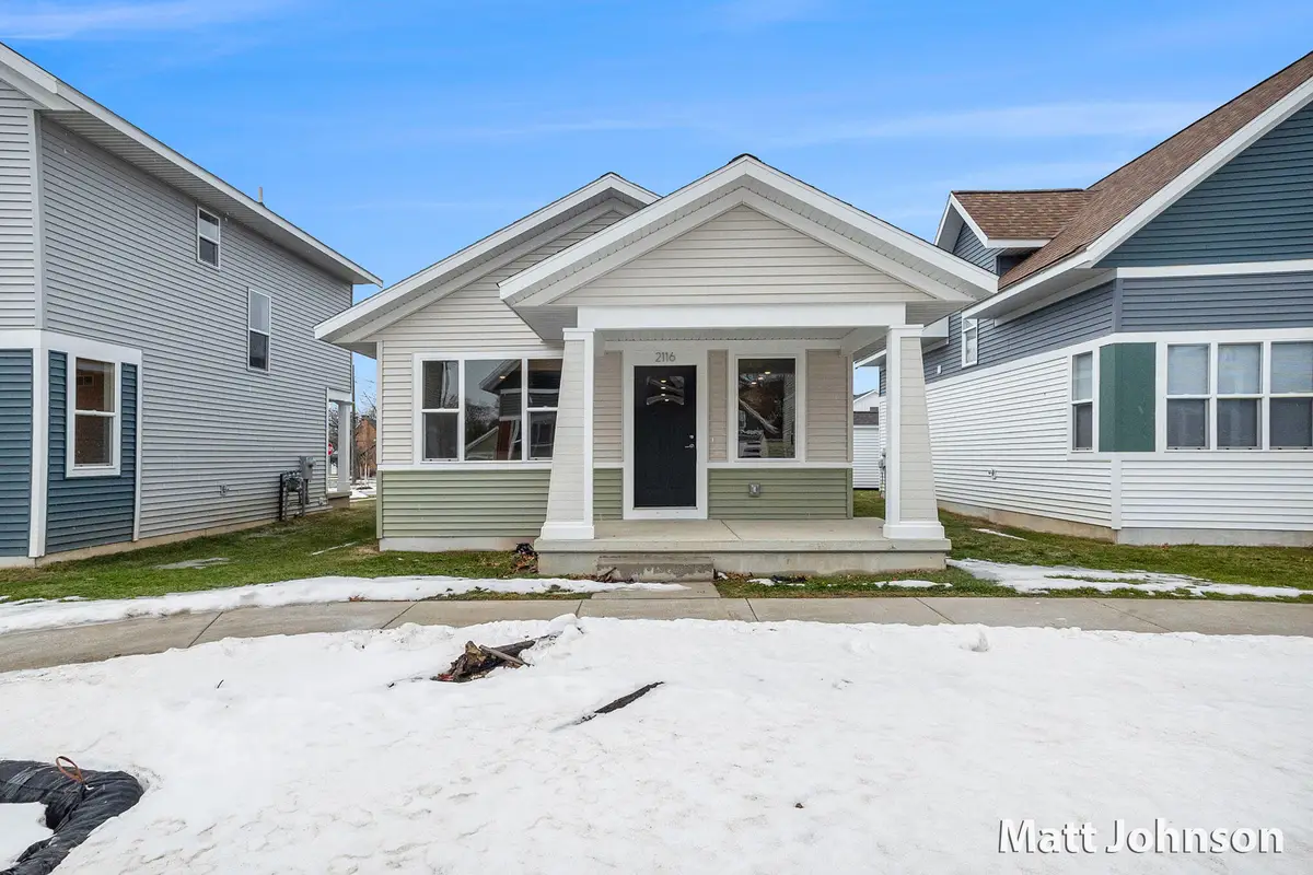 2120 Linden Avenue Se, Grand Rapids, MI 49507 - Image #1