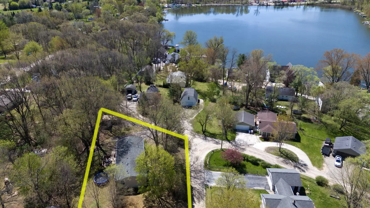 6545 Hiller Avenue, Whitmore Lake, MI 48189 - Image #1