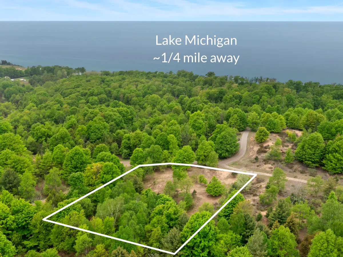 15380 Lake Bluff Drive, Arcadia, MI 49613 - #1