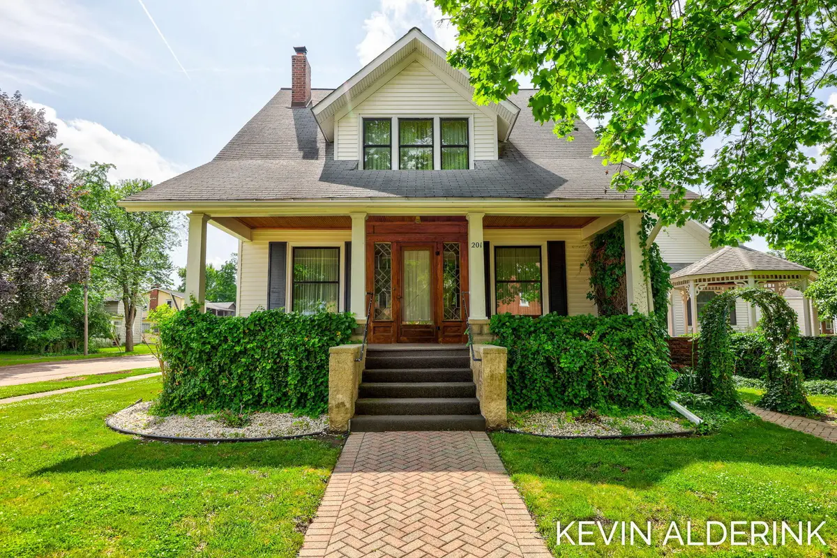 201 N Woodworth Street, Corunna, MI 48817 - Image #1