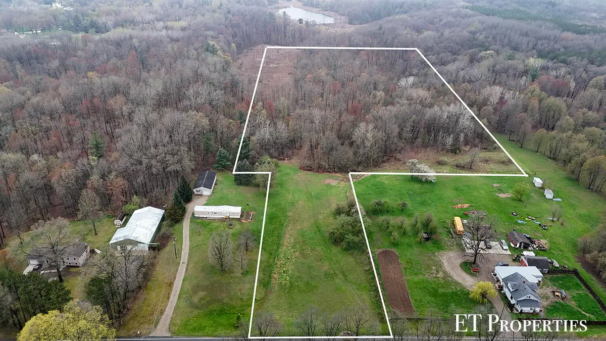 14255 Myers Lake Avenue Ne, Cedar Springs, MI 49319 - Image #1